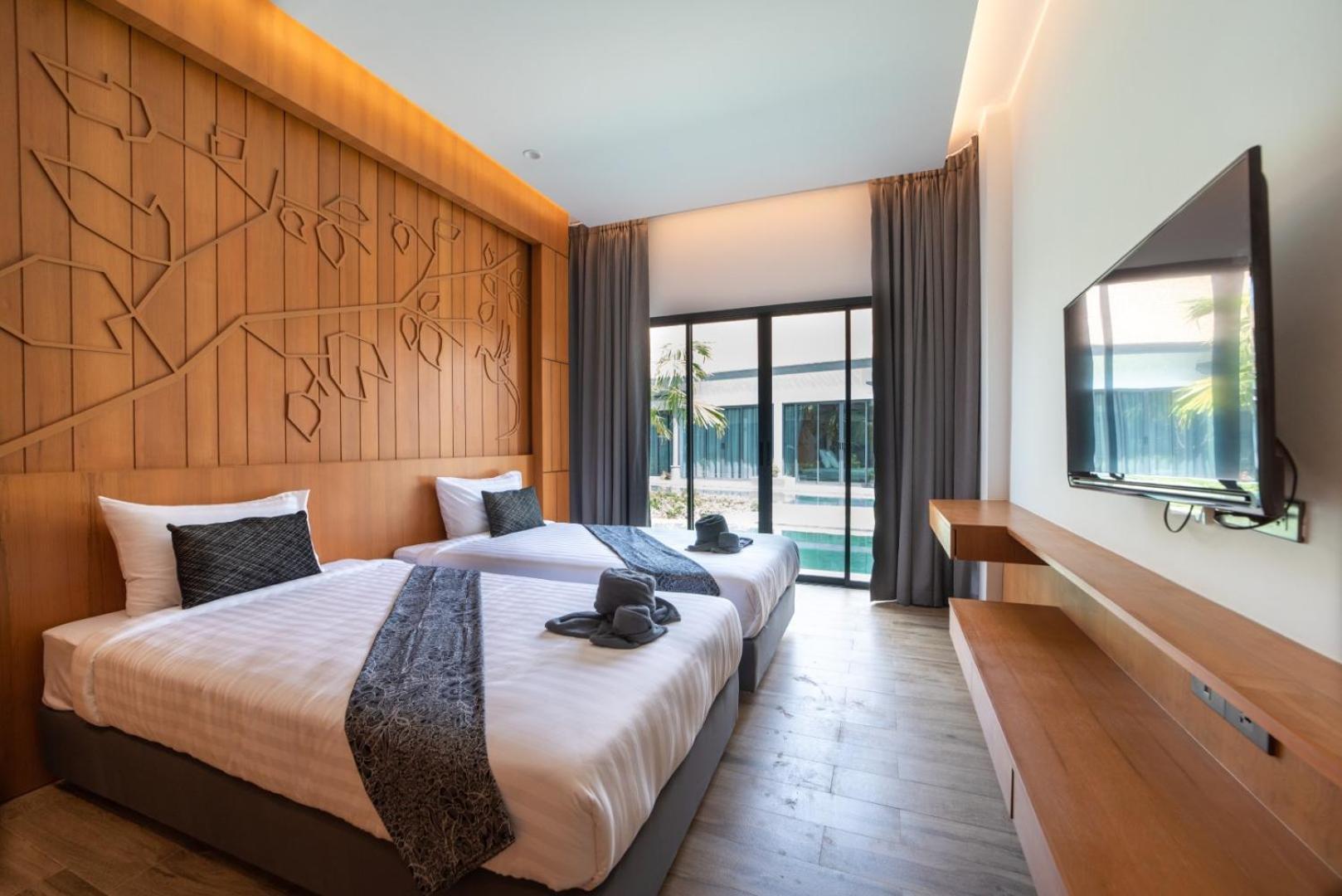 Tajh Pool Villas Chalong Bagian luar foto