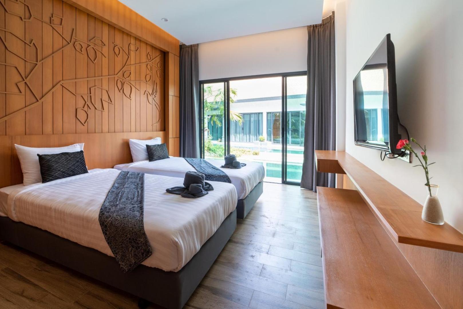 Tajh Pool Villas Chalong Bagian luar foto